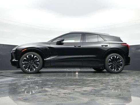 Used 2024 Chevrolet Blazer EV RS RWD image 38