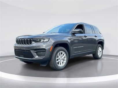 New 2025 Jeep Grand Cherokee Laredo w/ Luxury Tech Group I