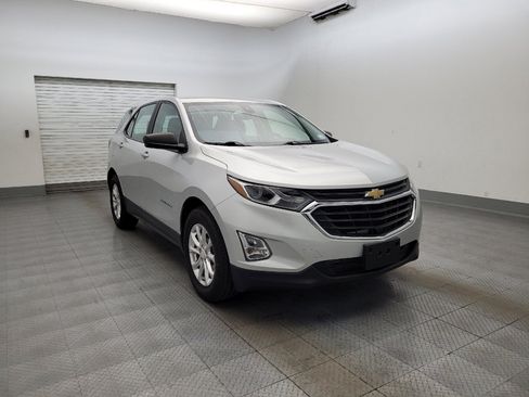 Used 2021 Chevrolet Equinox LS FWD image 13