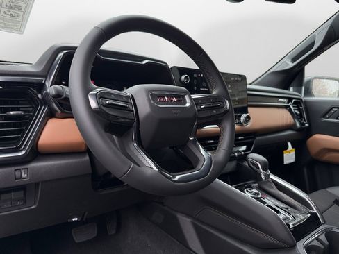 New 2026 GMC Canyon AT4 image 10