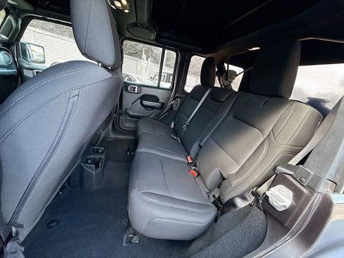 Used 2021 Jeep Wrangler Unlimited Sport S image 26