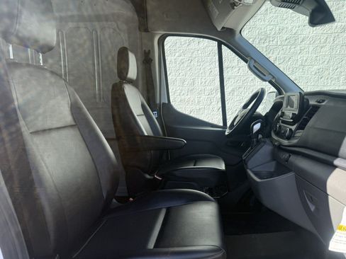 Used 2024 Ford Transit 250 148 High Roof RWD image 13