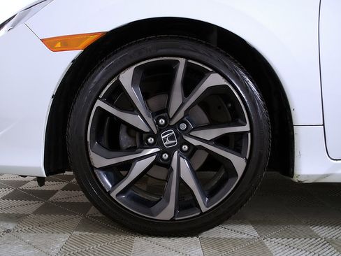 Used 2019 Honda Civic Sport image 11