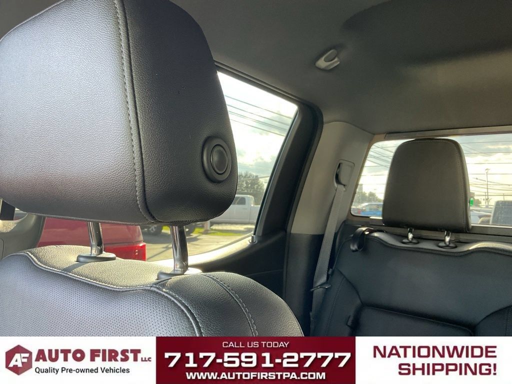 Used 2021 GMC Sierra 1500 SLT w/ SLT Premium Plus Package AWD/4WD image 27