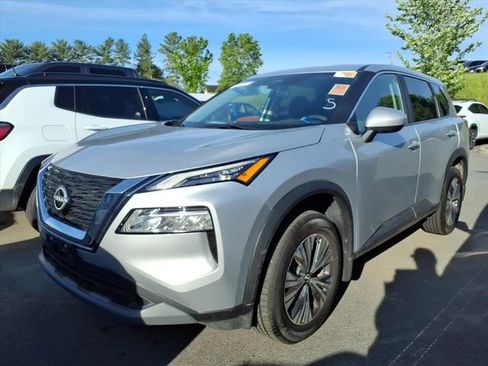Used 2023 Nissan Rogue SV AWD/4WD image 12