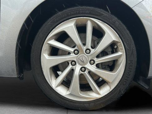 Used 2017 Acura ILX FWD image 31