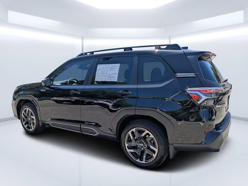 Used 2025 Subaru Forester Limited w/ Protection Package (1PH) image 5