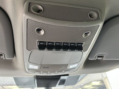 Used 2022 Ford F250 XL w/ Power Equipment Group AWD/4WD image 8