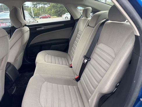 Used 2018 Ford Fusion S FWD image 24