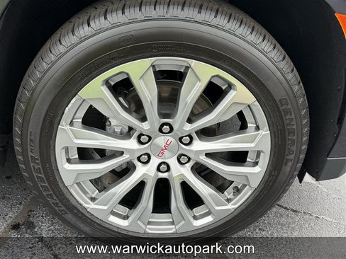 Used 2023 GMC Yukon XL Denali AWD/4WD image 20