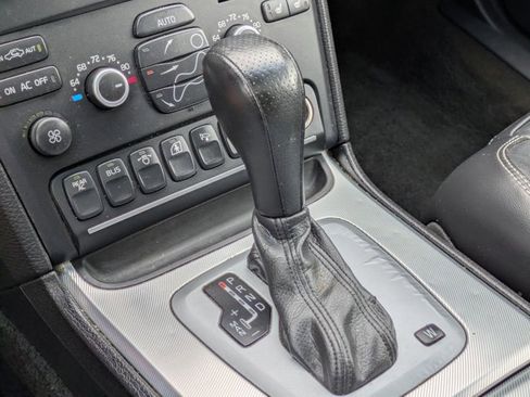 Used 2013 Volvo XC90 3.2 R-Design image 12