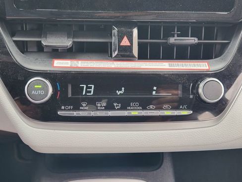 Used 2026 Toyota Corolla SE FWD image 14