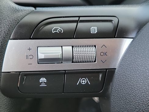 Certified 2026 Hyundai Tucson SE FWD image 8