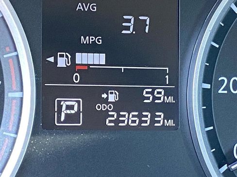 Used 2024 Nissan Kicks S FWD image 15