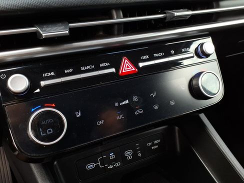 Used 2025 Hyundai Tucson SEL FWD image 20