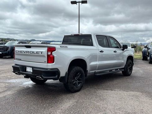 Used 2022 Chevrolet Silverado 1500 LT Trail Boss w/ Bed Protection Package AWD/4WD image 5