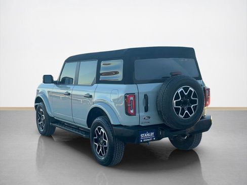 Used 2023 Ford Bronco Outer Banks image 5
