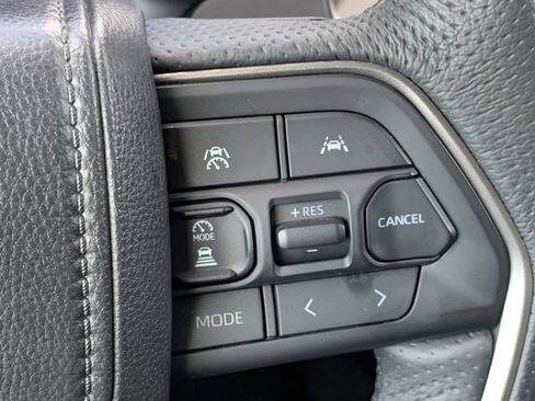 Used 2025 Toyota Tacoma TRD Off-Road AWD/4WD image 28