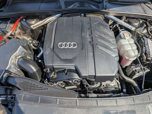 Used 2024 Audi A4 2.0T Premium Plus AWD/4WD image 40