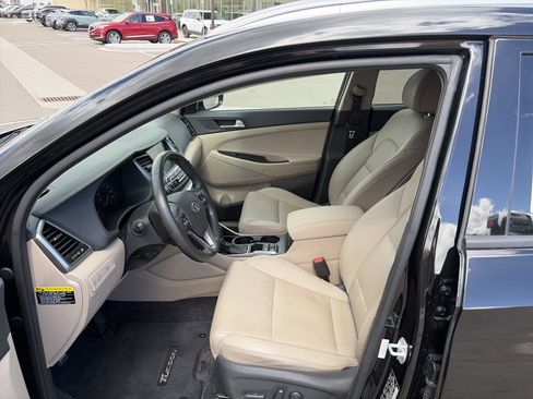 Used 2018 Hyundai Tucson SEL Plus w/ Cargo Package AWD/4WD image 21