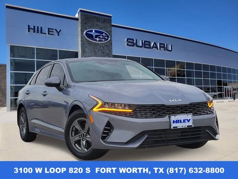 Used 2022 Kia K5 LXS FWD image 1