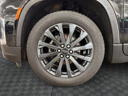 Used 2023 Chevrolet Traverse RS w/ LPO, Floor Liner Package image 11