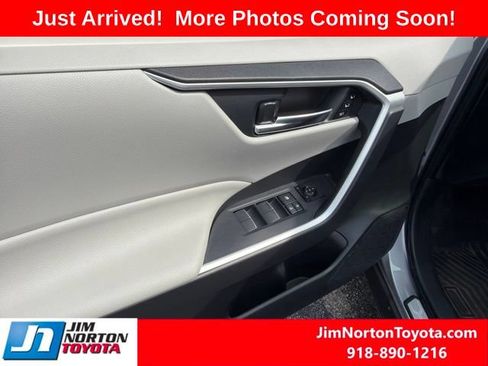 Used 2024 Toyota RAV4 XLE Premium AWD/4WD image 11