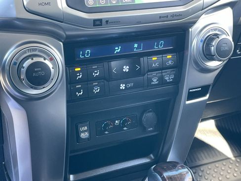 Used 2018 Toyota 4Runner Limited image 19