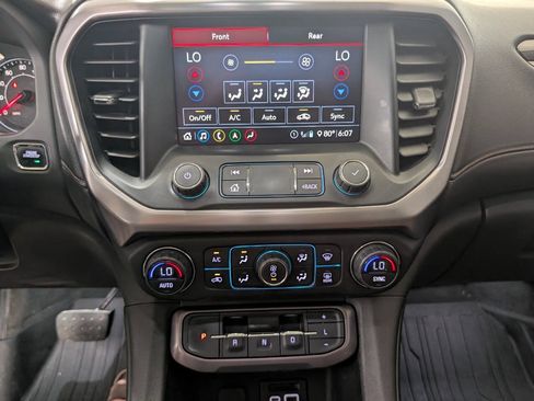 Used 2020 GMC Acadia AT4 w/ GMC Pro Grade Package AWD/4WD image 23