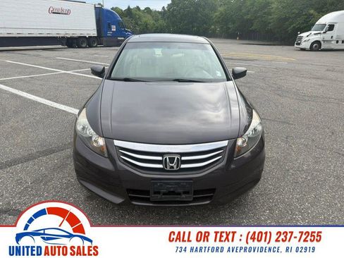 Used 2011 Honda Accord EX-L image 8