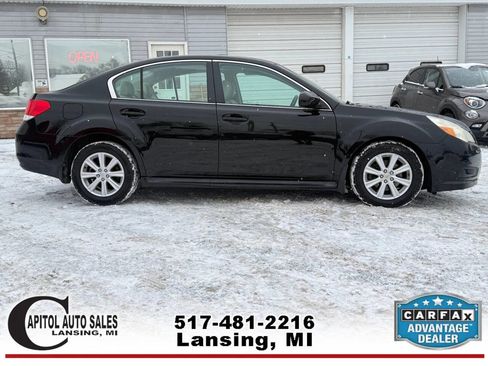 Used 2011 Subaru Legacy 2.5i Premium image 9