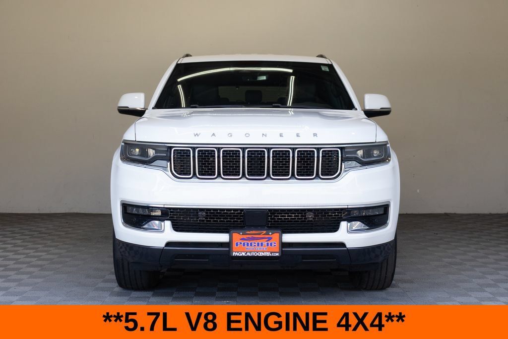 Used 2022 Jeep Wagoneer Series I AWD/4WD image 4