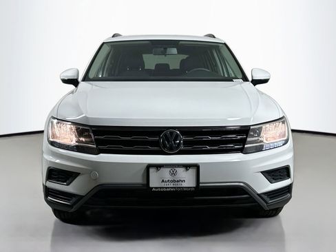 Used 2021 Volkswagen Tiguan S image 2