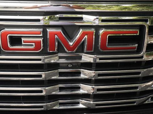 Used 2023 GMC Sierra 1500 Denali w/ Denali Reserve Package AWD/4WD image 49