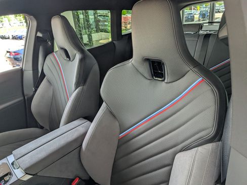 New 2026 BMW iX xDrive45 w/ M Sport Package AWD/4WD image 11