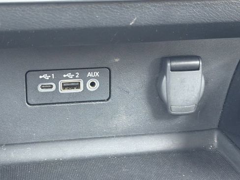 Used 2024 Nissan Altima 2.5 SR FWD image 8