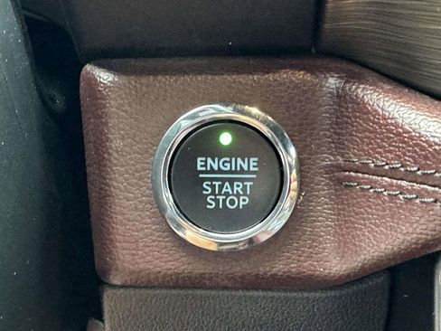 Used 2024 Ford Expedition Max Limited image 8