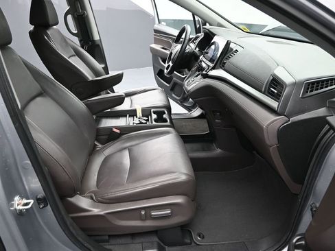 Used 2018 Honda Odyssey EX-L image 16