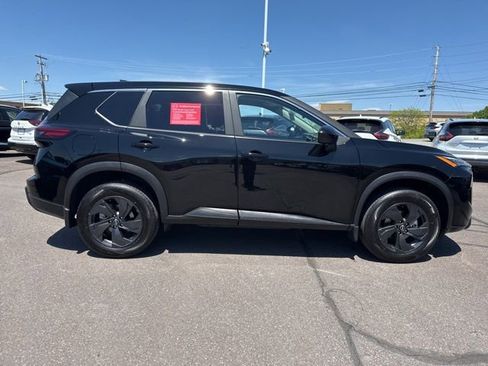 Certified 2026 Nissan Rogue SV w/ Cold Weather Package AWD/4WD image 4