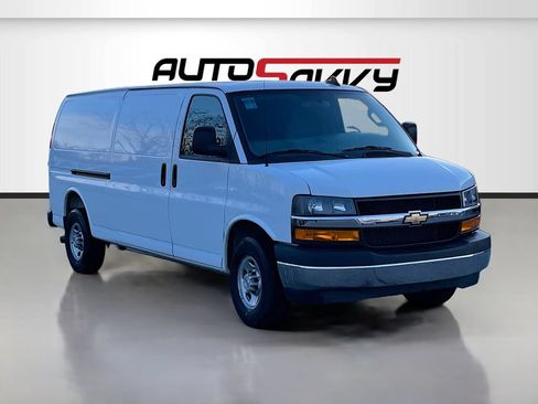 Used 2025 Chevrolet Express 2500 Extended w/ Driver Convenience Package RWD image 1