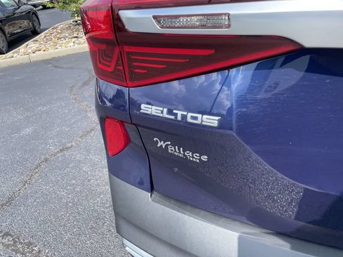 Used 2022 Kia Seltos S FWD image 6