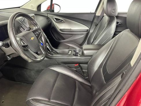 Used 2012 Chevrolet Volt Premium w/ Premium Trim Package image 2