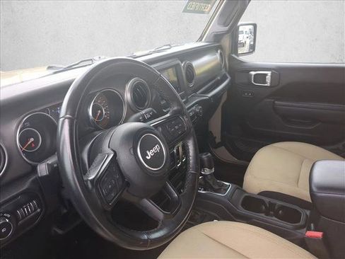 Used 2022 Jeep Wrangler Sport AWD/4WD image 10