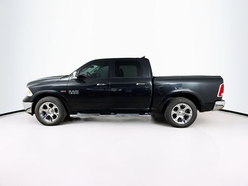 Used 2016 RAM 1500 Laramie w/ Convenience Group image 7