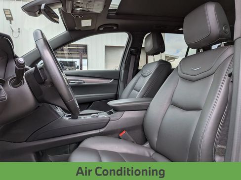 Used 2023 Cadillac XT6 Luxury FWD image 16