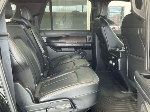 Used 2018 Ford Expedition Max Limited AWD/4WD image 17