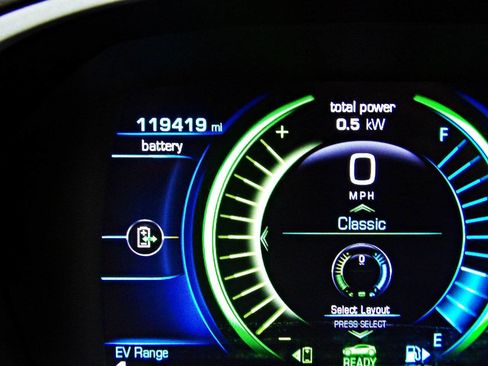 Used 2018 Chevrolet Volt LT w/ Comfort Package image 14