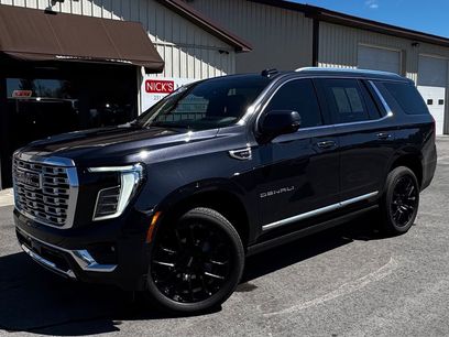 Used 2025 GMC Yukon Denali w/ Sun & Power Step Package