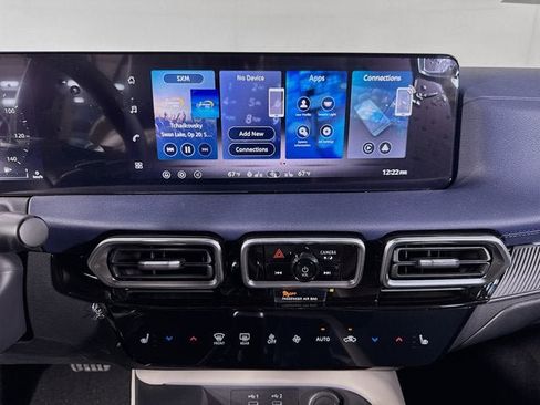 New 2026 Nissan Sentra SL w/ Floor Mat Package FWD image 15