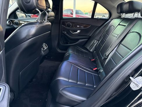 Used 2018 Mercedes-Benz C 300 Sedan image 33